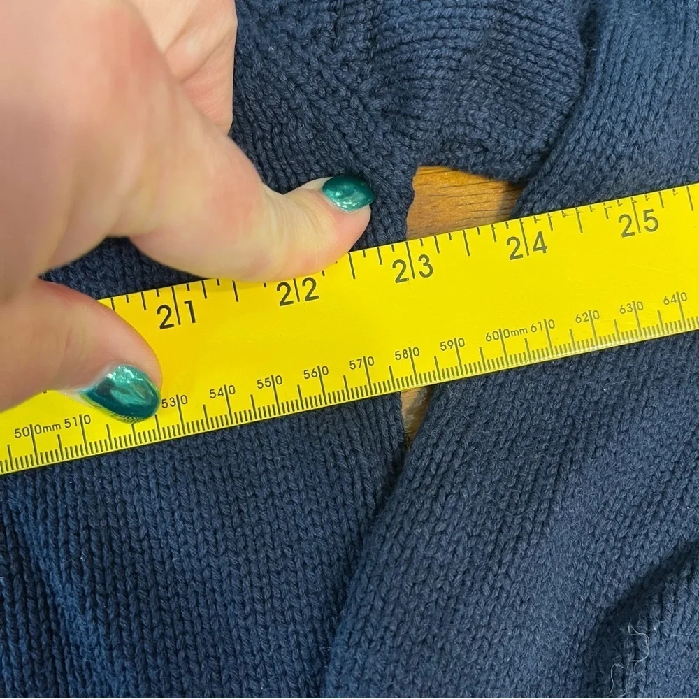 Eddie Bauer 100% cotton cable knit navy sweater size large tall - Picture 4 of 7